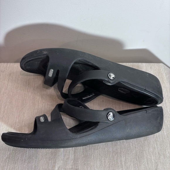 CROCS Sz 9 Patricia Strappy Lightweight All Day Comfort Insole Slip On Sandals - Picture 6 of 10
